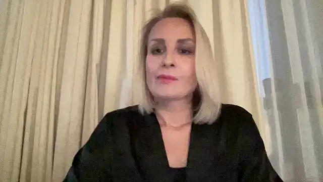 Delissaxx online show from June 26, 2026, 3:27 pm