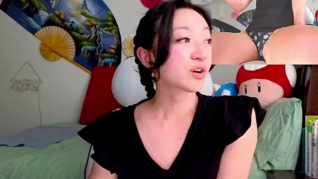 Snapshot of MySweetSofie chatting on March 19, 2025, 5:30 am MySweetSofie online show from March 19, 2025, 5:30 am