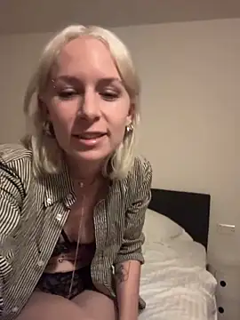Naomi Nocturn online show from June 22, 2026, 6:38 pm