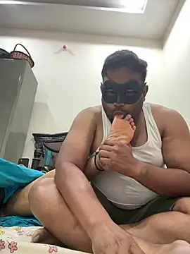 Snapshot of TeluguSweet_Couple chatting on July 17, 2026, 5:40 pm TeluguSweet Couple online show from July 17, 2026, 5:40 pm