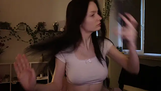 Snapshot of cute-anie chatting on July 2, 2026, 6:14 pm cute-anie online show from July 2, 2026, 6:14 pm