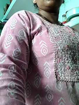Noor  Malika- online show from July 4, 2026, 3:56 am
