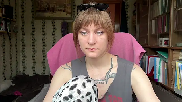 Retro Marie online show from June 26, 2026, 8:19 am