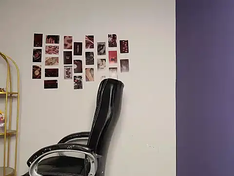 Dasydoll online show from August 7, 2026, 7:43 am