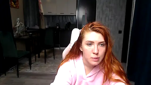 Reginasmilee online show from April 8, 2026, 2:50 pm