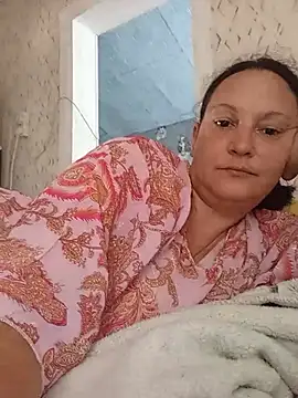 Irisssska online show from July 15, 2026, 9:03 am