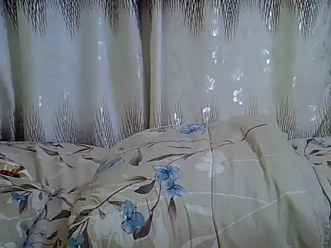 Pretty Cupcake7 online show from July 7, 2026, 4:11 pm