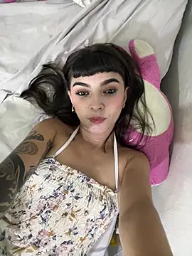 Snapshot of eimy_salome15 chatting on July 2, 2026, 5:41 pm eimy salome15 online show from July 2, 2026, 5:41 pm