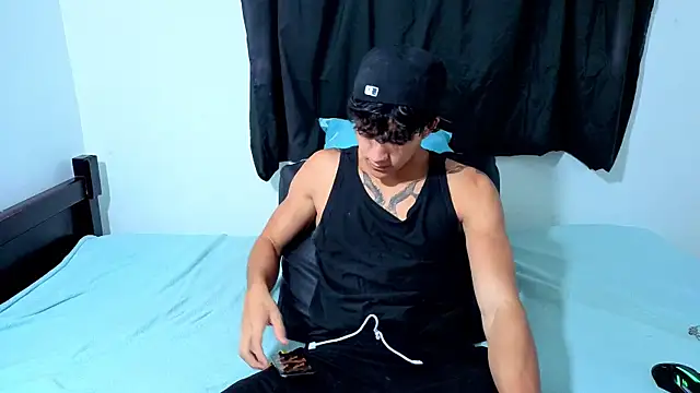 Noah  Dick online show from July 10, 2026, 5:56 am