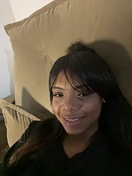 Robinzitaa online show from July 3, 2026, 1:56 am