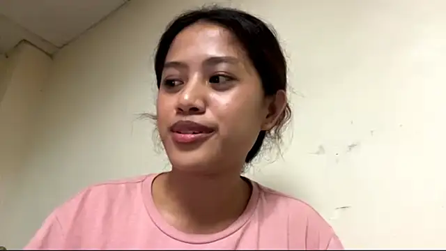 JaleesaKupetz online show from June 29, 2026, 8:42 am