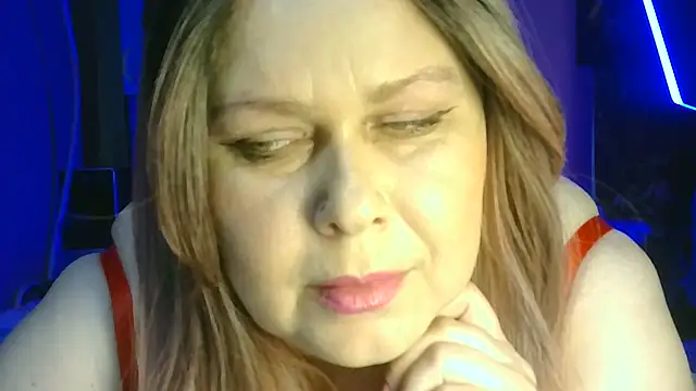 Roksolana5398 online show from July 11, 2026, 4:53 pm