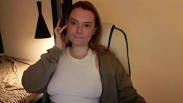 jenice loveit  online show from June 29, 2026, 11:27 pm
