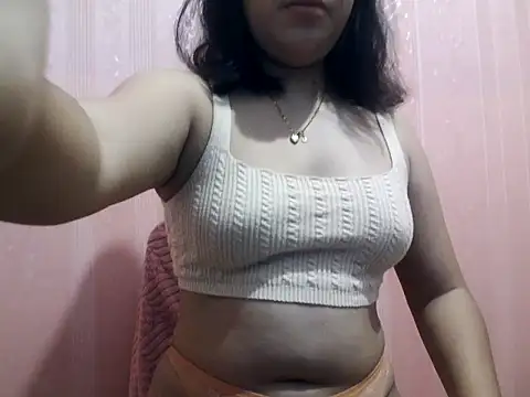 Snapshot of Lucky_StarXxX chatting on June 26, 2026, 12:59 am Lucky StarXxX online show from June 26, 2026, 12:59 am