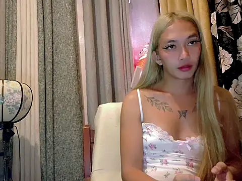 sweet kween95 online show from June 28, 2026, 8:37 pm