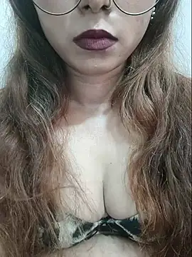 Mansi Shrma online show from July 7, 2026, 5:43 am