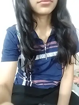 shiyashrma0951 online show from June 28, 2026, 7:03 am