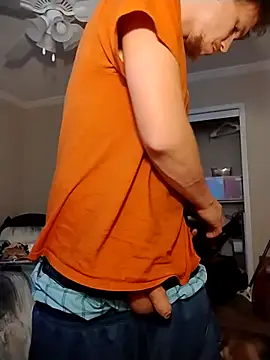 Snapshot of Rain13_Lil-if56 chatting on February 12, 2026, 2:39 am Rain13 Lil-if56 online show from February 12, 2026, 2:39 am