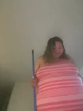 BiggtittiesX online show from June 30, 2026, 3:07 am
