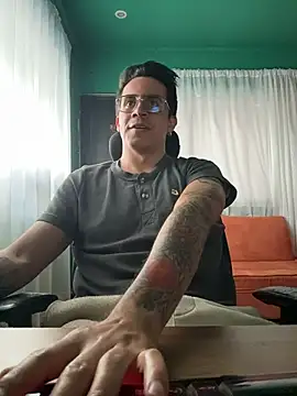 Andy n cat online show from July 1, 2026, 10:42 pm