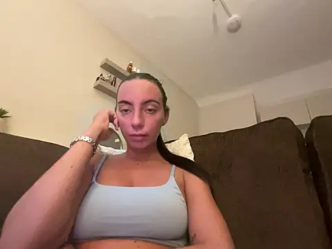 Daisxx online show from July 6, 2026, 10:23 pm