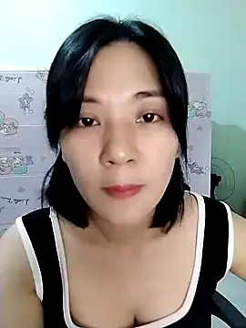 Snapshot of Lyrose_2k chatting on July 29, 2026, 2:15 pm Lyrose 2k online show from July 29, 2026, 2:15 pm