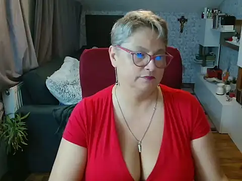 Snapshot of NewHellen4you chatting on July 9, 2026, 7:51 pm NewHellen4you online show from July 9, 2026, 7:51 pm