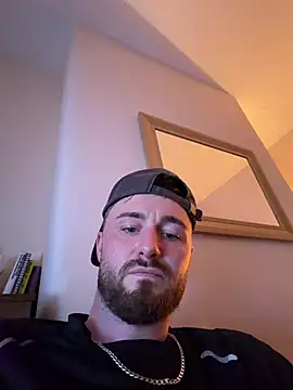 HelloFrankieboy online show from July 10, 2026, 8:44 pm