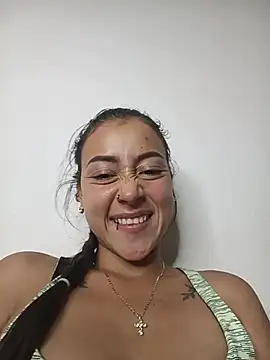 nikki petite online show from July 16, 2026, 5:13 am
