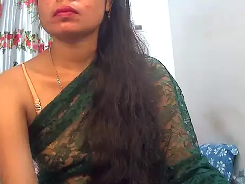 ANGEL-PRIYA27 online show from July 9, 2026, 3:38 pm