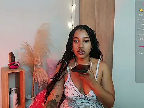 Snapshot of miaa_dust chatting on July 15, 2026, 4:45 pm miaa dust online show from July 15, 2026, 4:45 pm