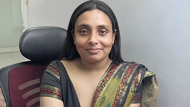 Snapshot of Hell_bebo chatting on July 2, 2026, 4:35 pm Hell bebo online show from July 2, 2026, 4:35 pm