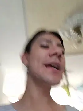 SiennaNoirXX online show from July 16, 2026, 3:07 pm