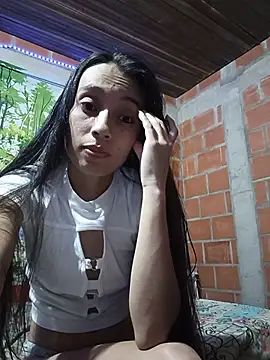 Paola Diamond online show from July 9, 2026, 1:09 am