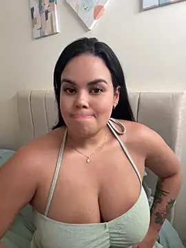 AliceStarshine online show from May 16, 2026, 6:07 pm