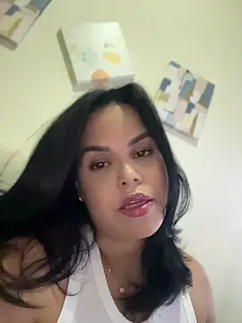 AliceStarshine online show from May 28, 2026, 3:04 am