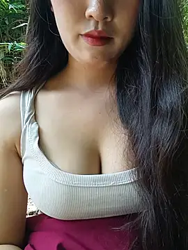 Elina68 online show from July 13, 2026, 6:27 am