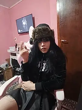 Kittiebell online show from July 28, 2026, 2:07 am