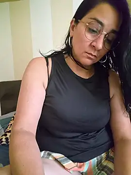 paulinaaaaa online show from July 12, 2026, 1:57 pm