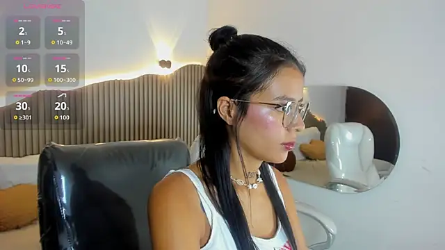 Snapshot of Iris8__ chatting on July 15, 2026, 7:08 pm Iris8 online show from July 15, 2026, 7:08 pm