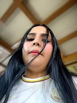 Noa  Harper online show from July 7, 2026, 8:35 pm