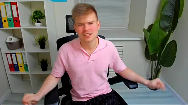 Walter Fry online show from July 7, 2026, 3:27 pm