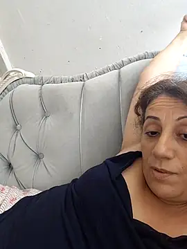 esineee online show from July 15, 2026, 11:48 am