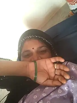 Snapshot of Madhuri56 chatting on July 10, 2026, 9:34 am Madhuri56 online show from July 10, 2026, 9:34 am