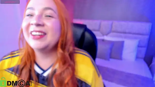 miaparker25 online show from July 7, 2026, 7:18 pm