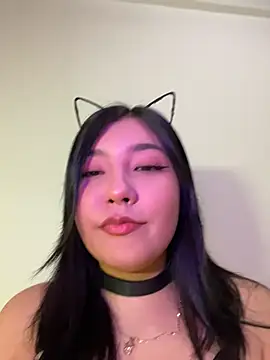 kimmjiwo online show from July 17, 2026, 2:29 am