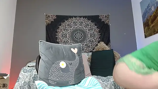 Snapshot of katiasupreme1 chatting on November 10, 2025, 11:37 pm katiasupreme1 online show from November 10, 2025, 11:37 pm