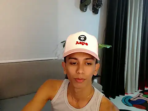 jedfuckerxxx online show from July 7, 2026, 4:11 pm