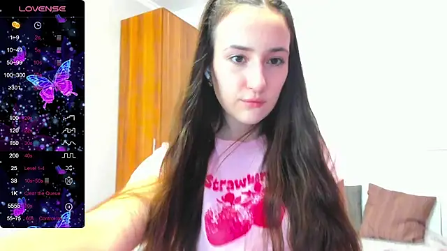 Snapshot of Pink_Soda2 chatting on July 14, 2026, 6:07 am Pink Soda2 online show from July 14, 2026, 6:07 am