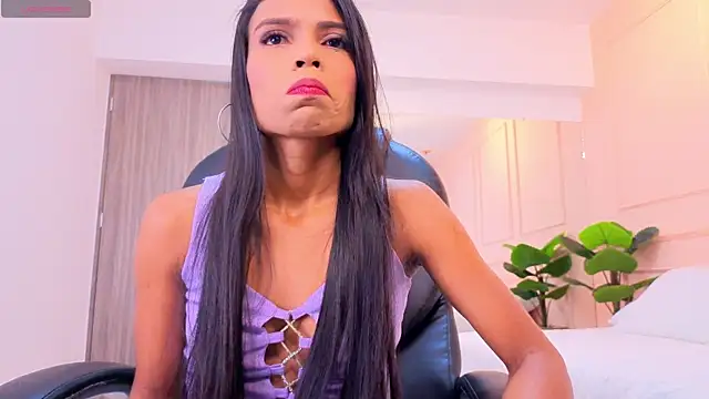 alana salazar online show from July 13, 2026, 7:27 pm